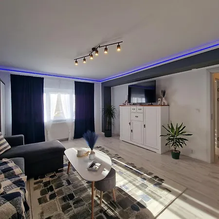 Elite Apartment Onesti Exterior photo
